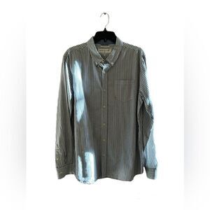 Warp + Weft | Button Down Shirt | L